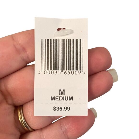 Disney Parks Women's V-Neck Short Sleeve Mickey & Friends 2020 T Shirt M NWT - Picture 4 of 5